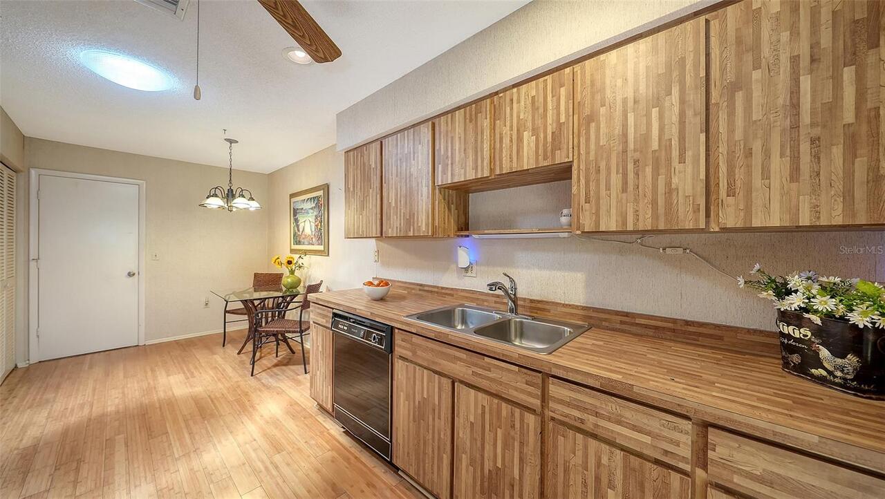 Listing Photo 17