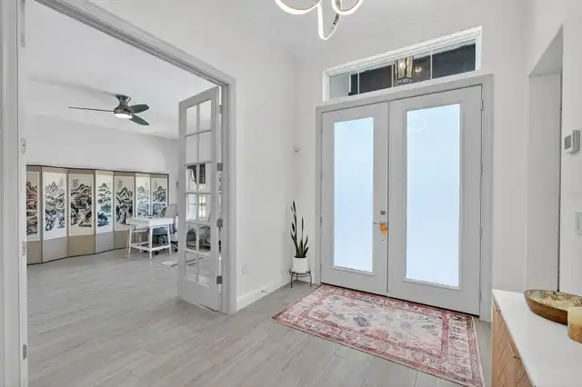 Listing Photo 6
