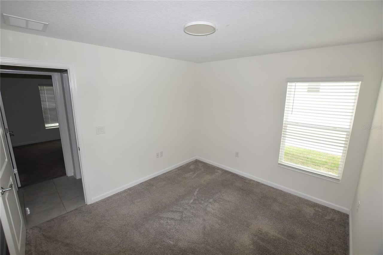 Listing Photo 14