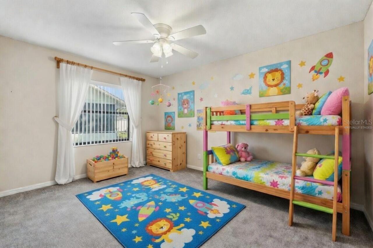 Listing Photo 11