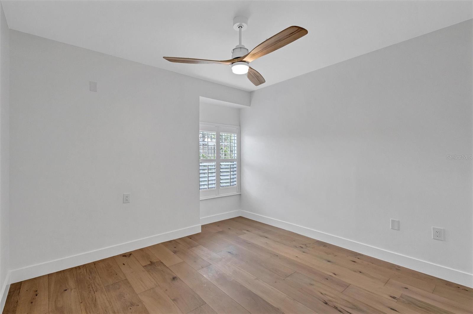 Listing Photo 32