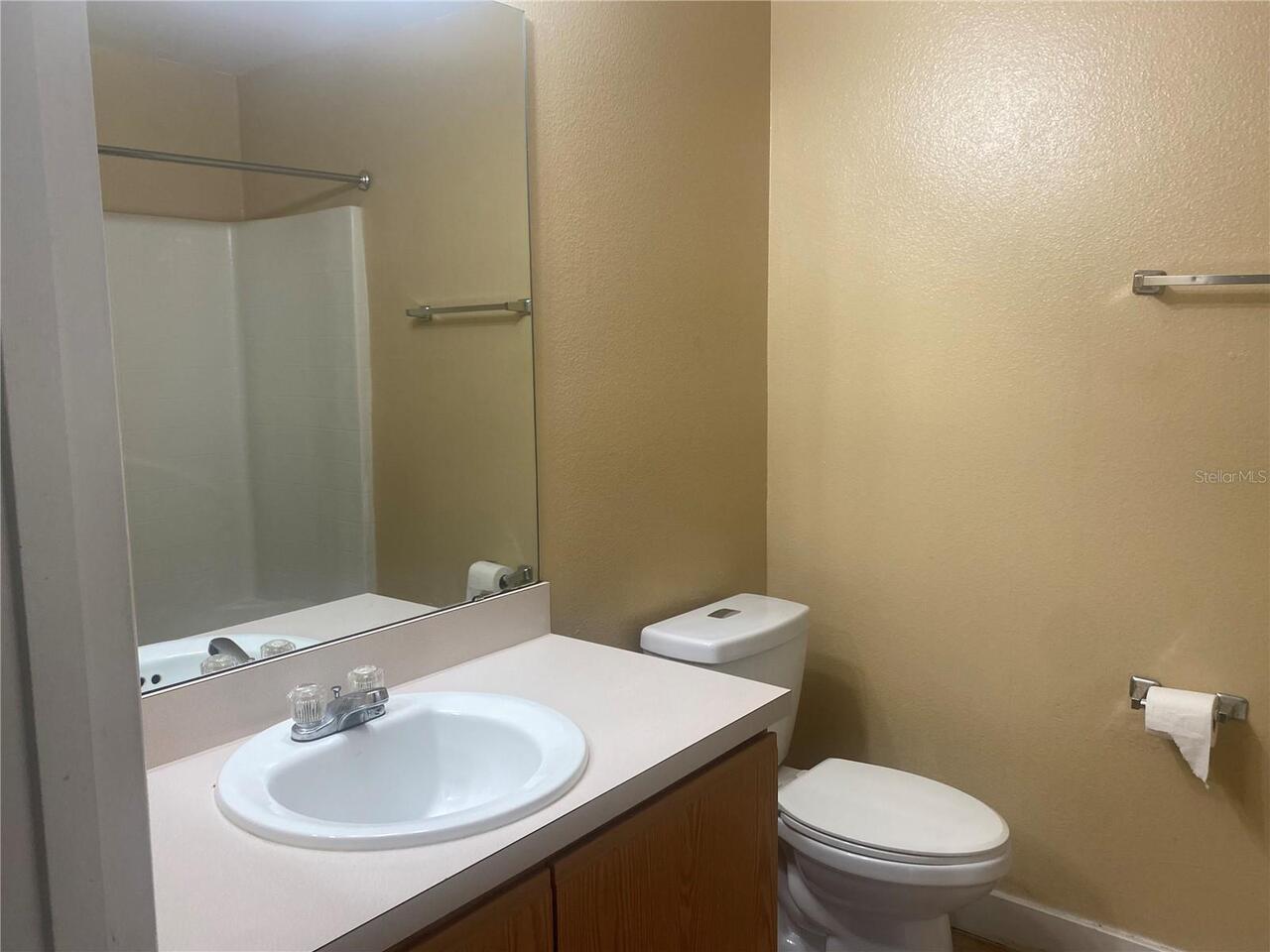 Listing Photo 9