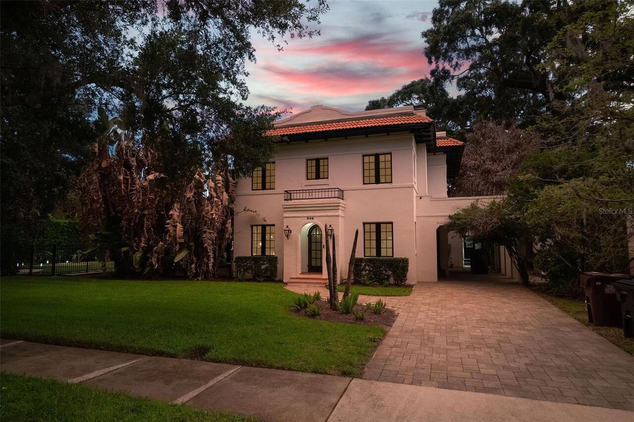 4BR, Home, 4BA, $2,200,000
Read More