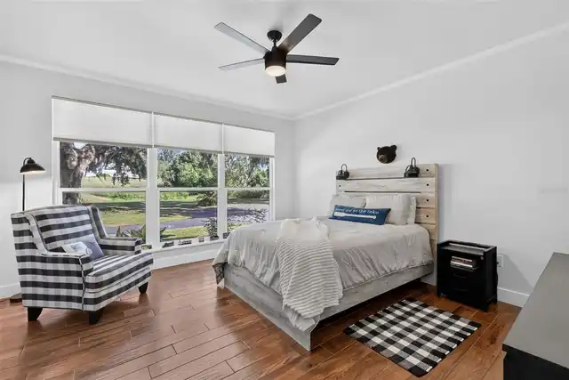 Listing Photo 23