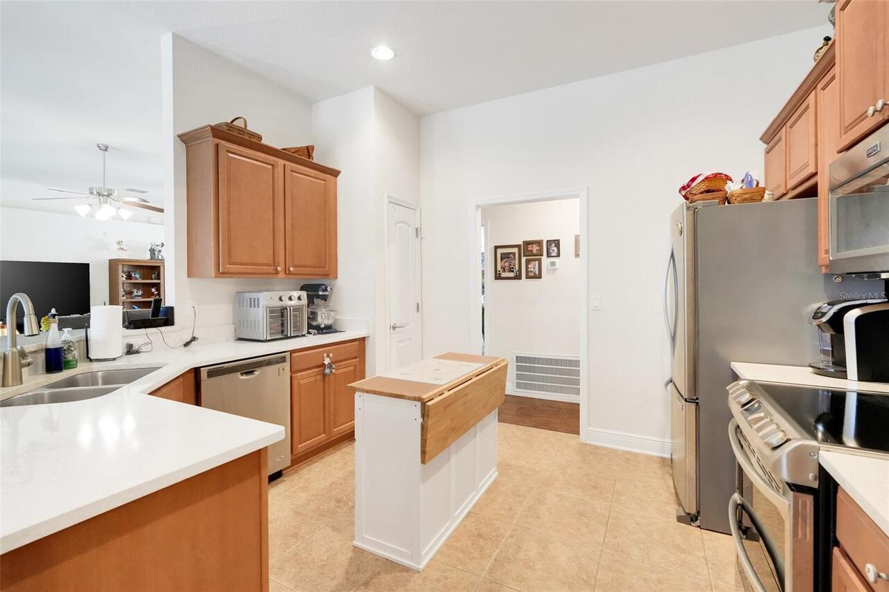 Listing Photo 8