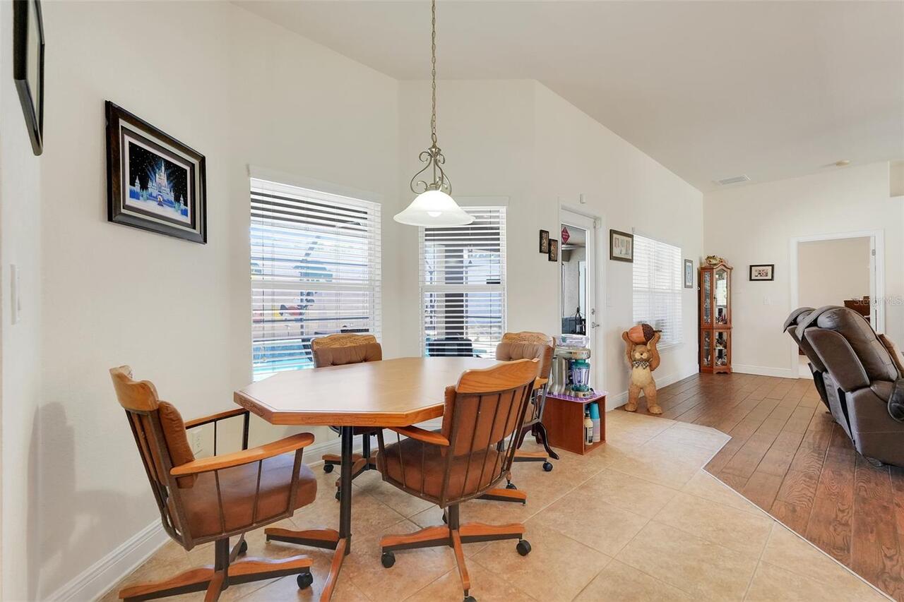 Listing Photo 14