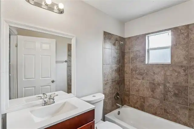 Listing Photo 16
