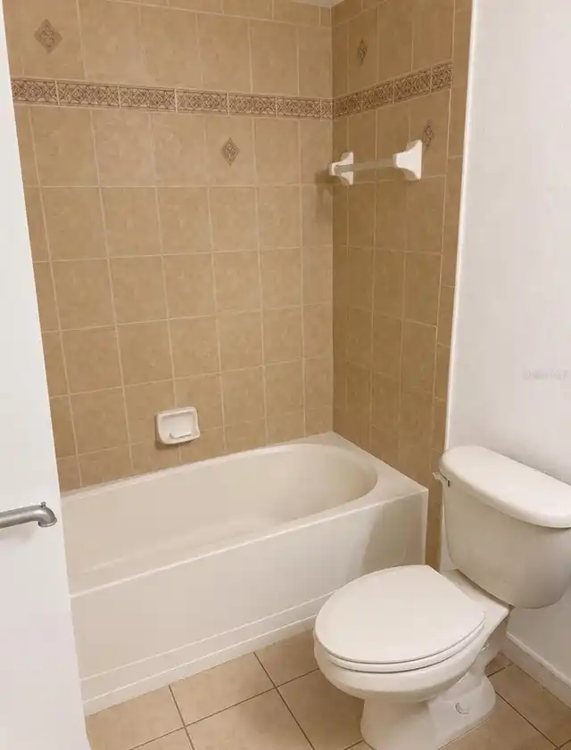 Listing Photo 9