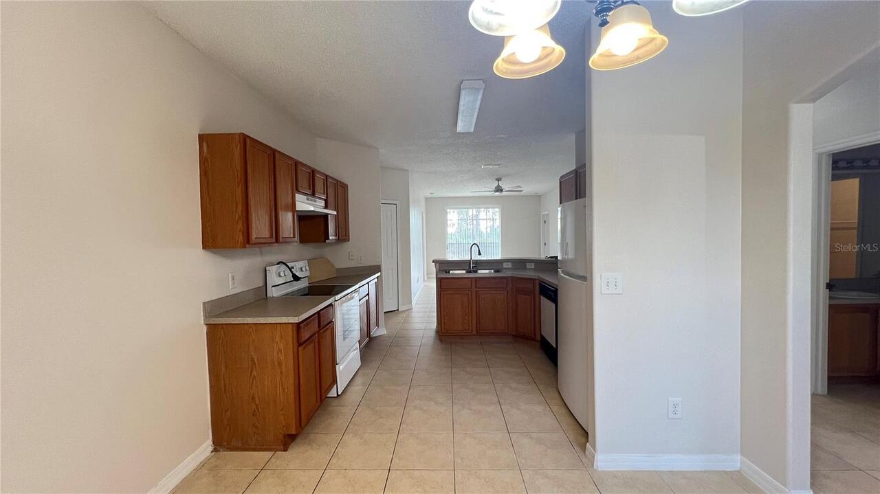 Listing Photo 9