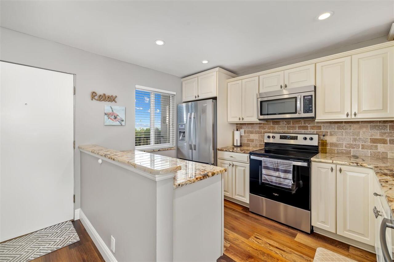 Listing Photo 16