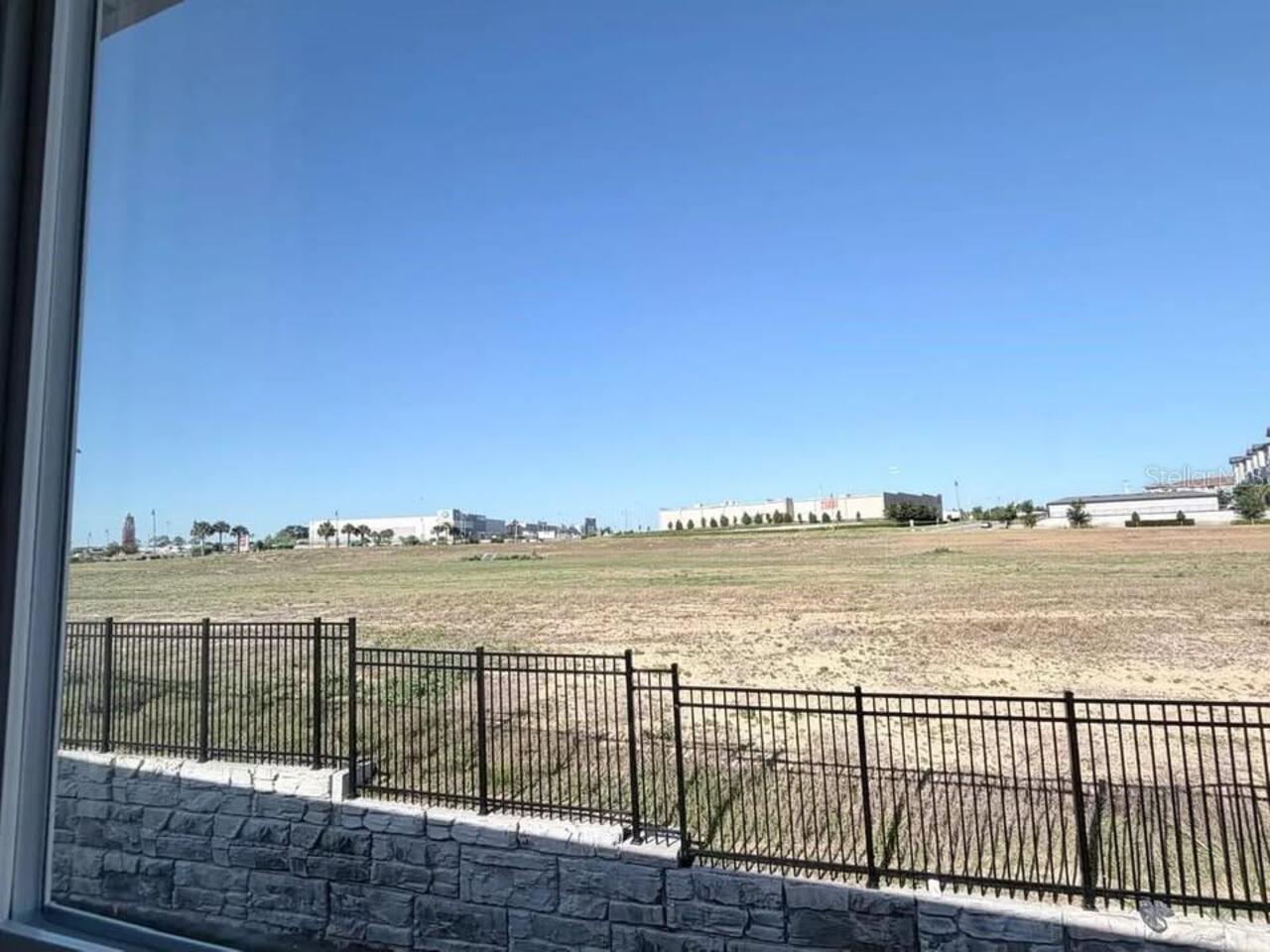Listing Photo 30