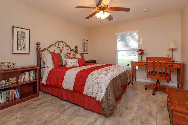 Listing Photo 19