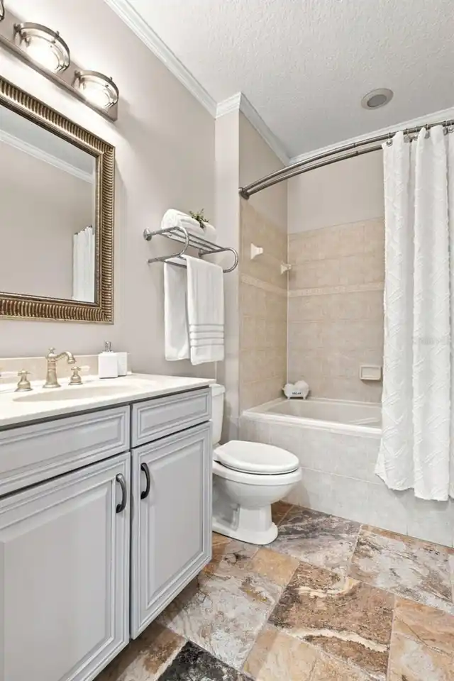 Listing Photo 38