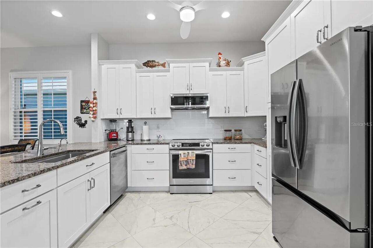 Listing Photo 11