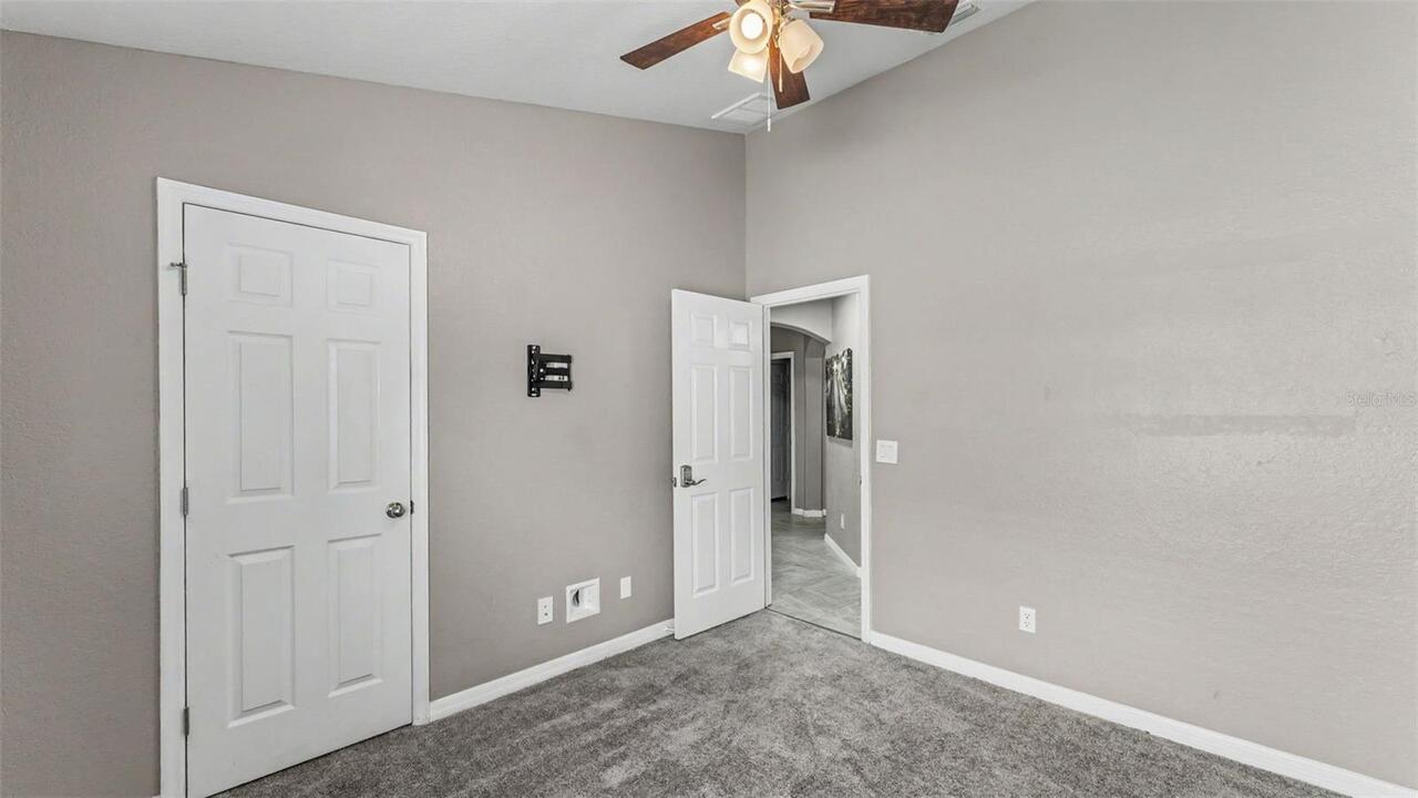 Listing Photo 34