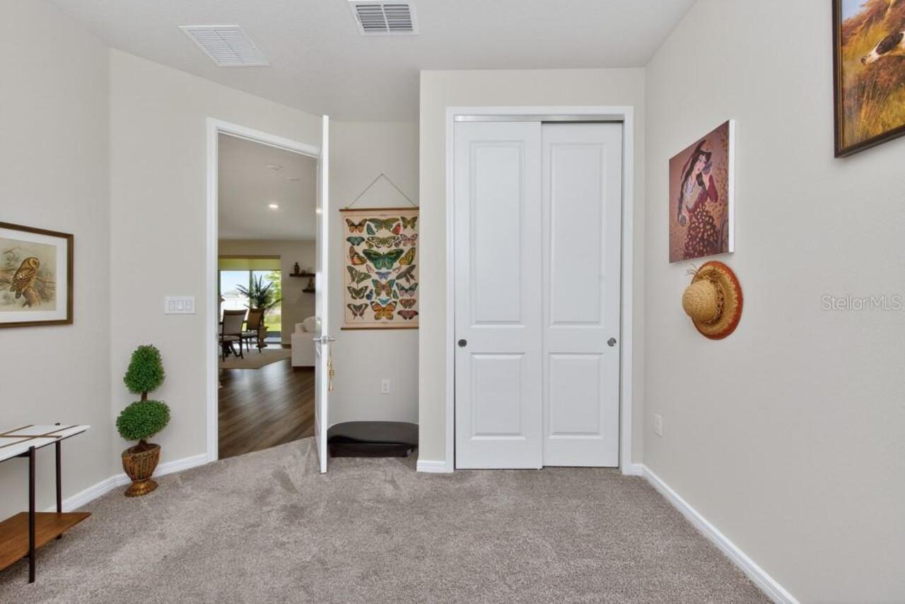 Listing Photo 18