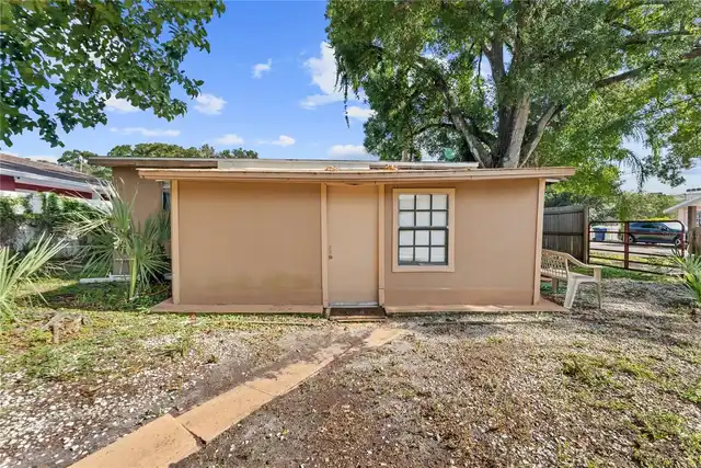 Listing Photo 17