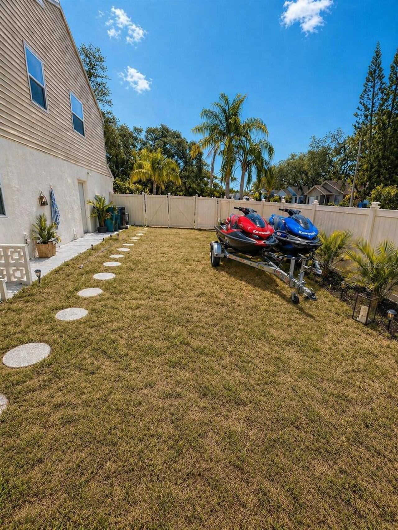 Listing Photo 33
