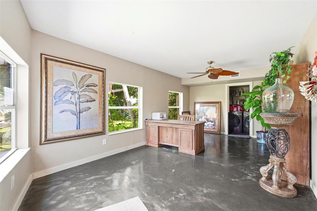 Listing Photo 8