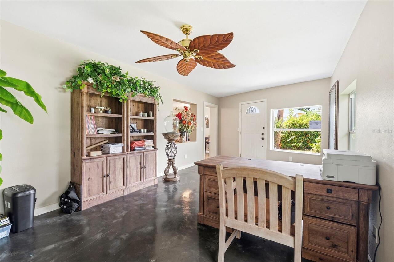 Listing Photo 10