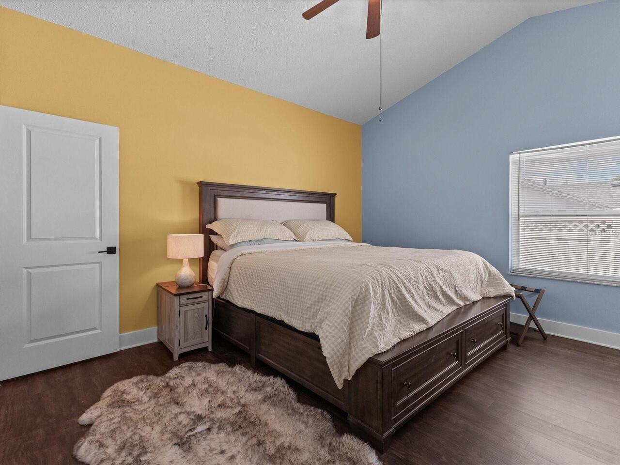 Listing Photo 16