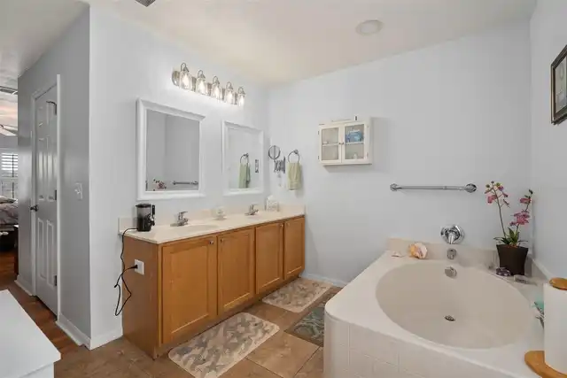 Listing Photo 21