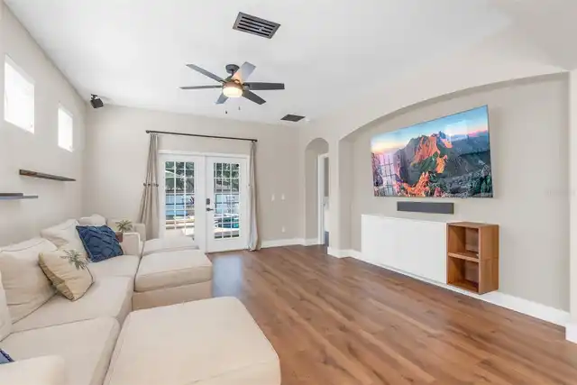 Listing Photo 13