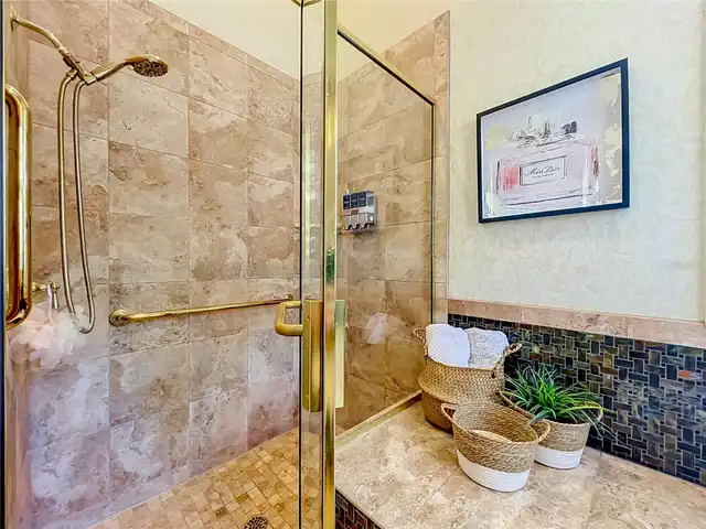 Listing Photo 28
