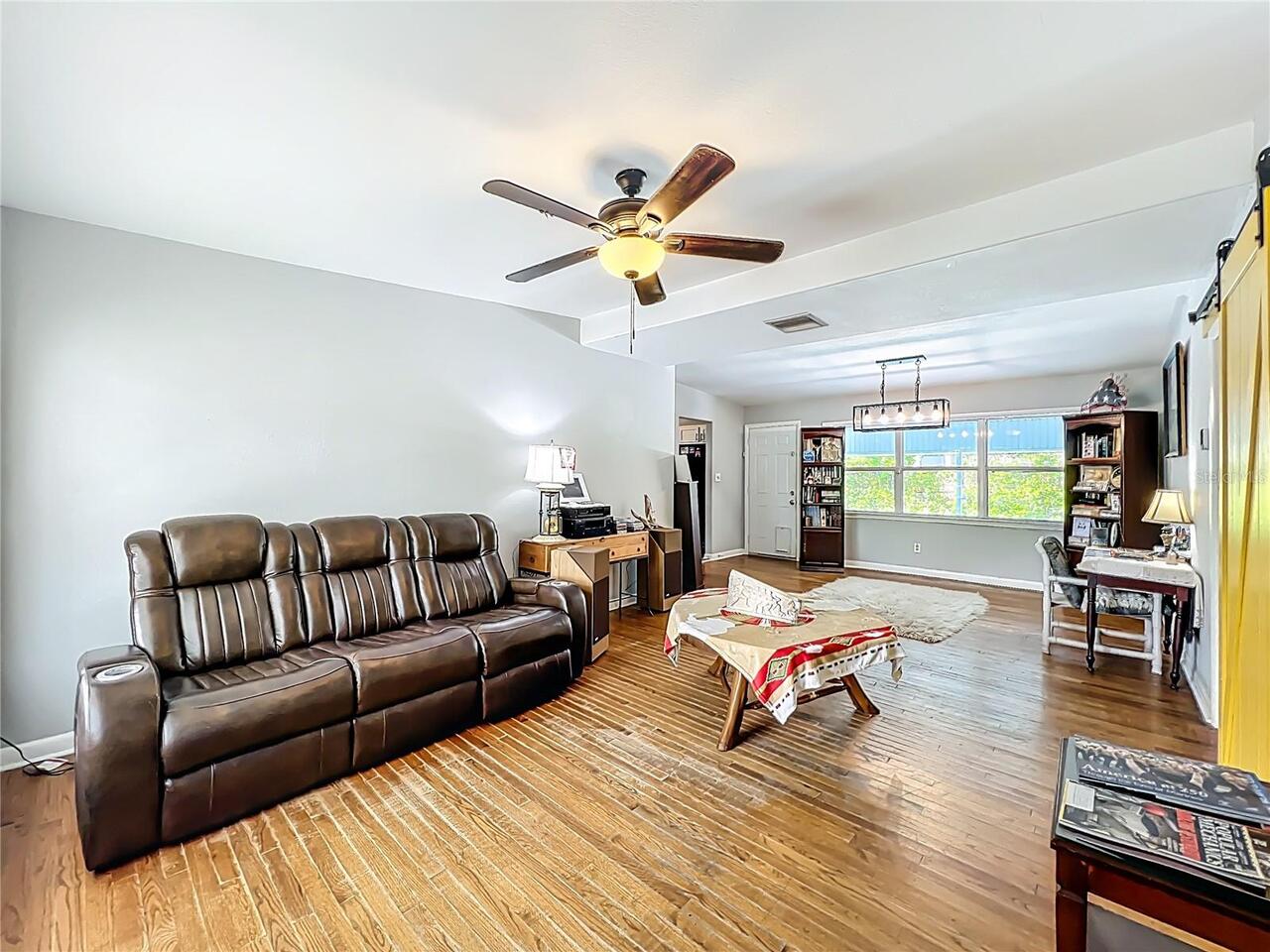 Listing Photo 6