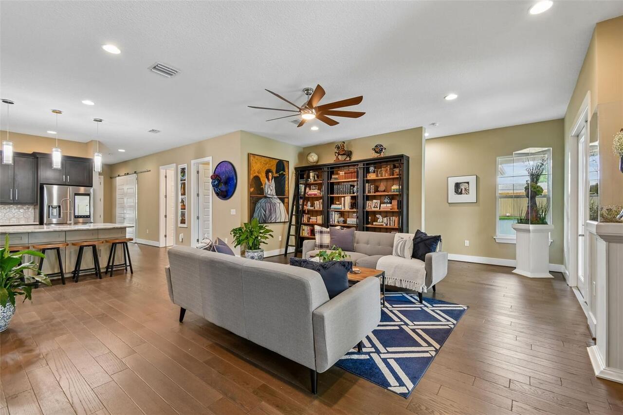 Listing Photo 10