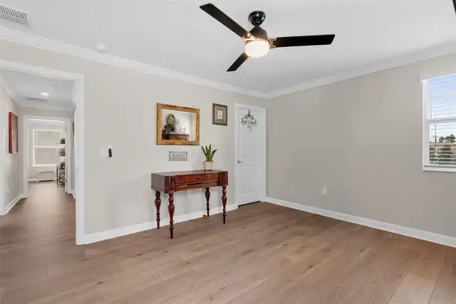 Listing Photo 37