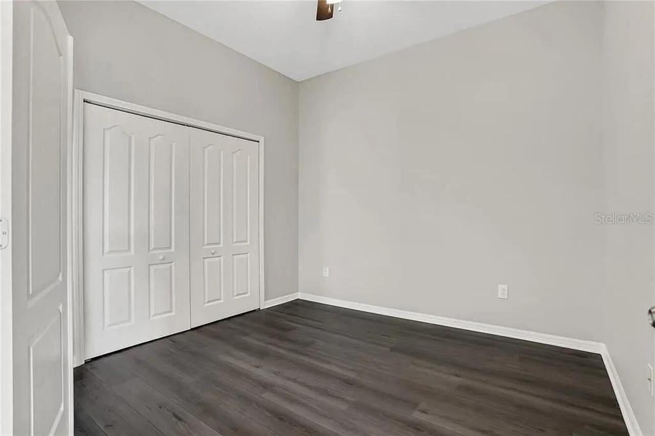 Listing Photo 11