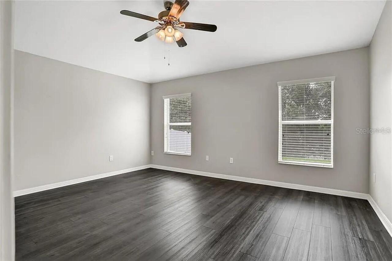 Listing Photo 14