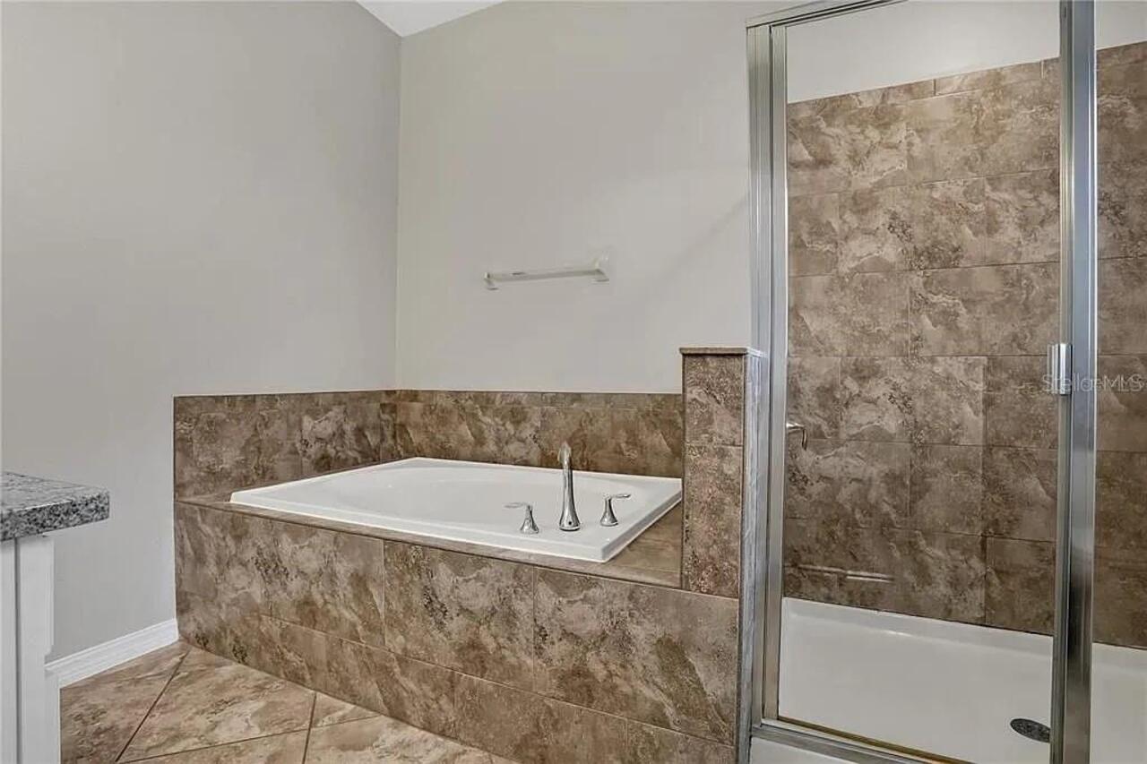 Listing Photo 22