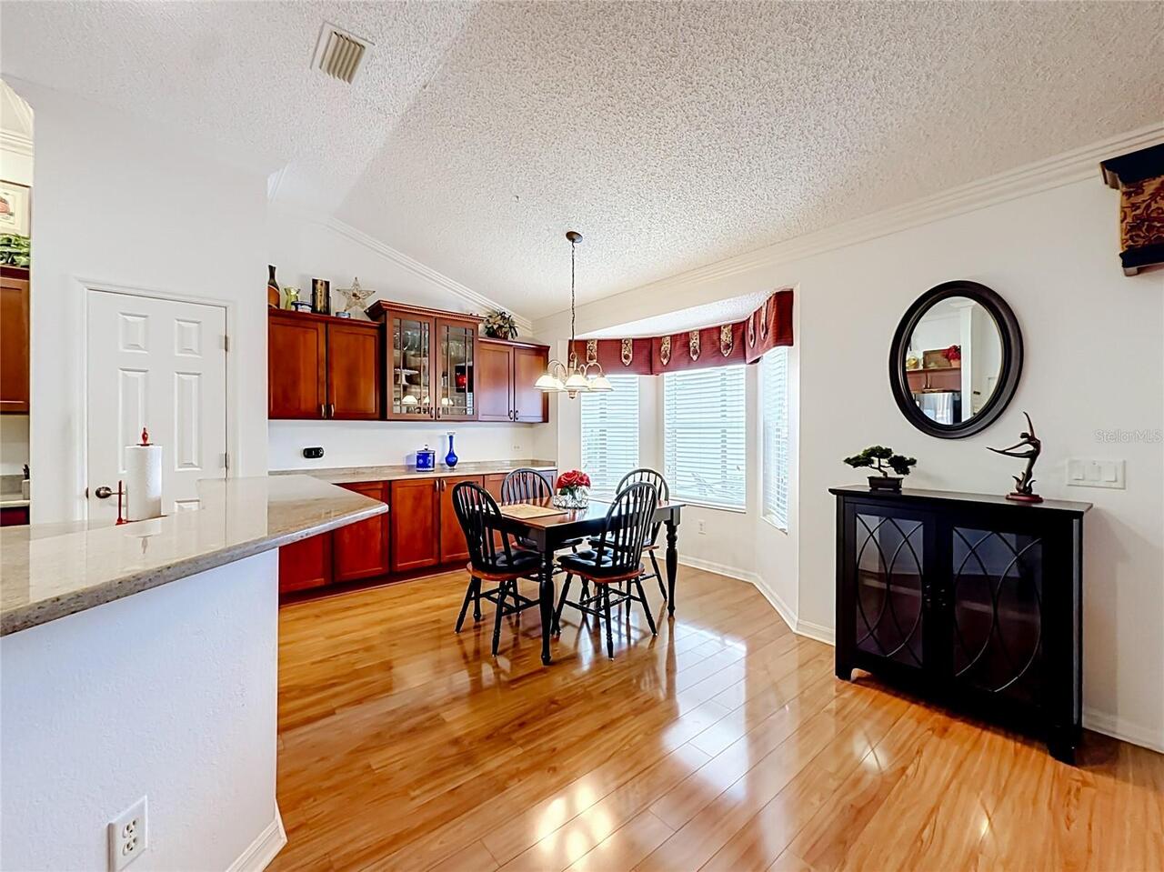 Listing Photo 29