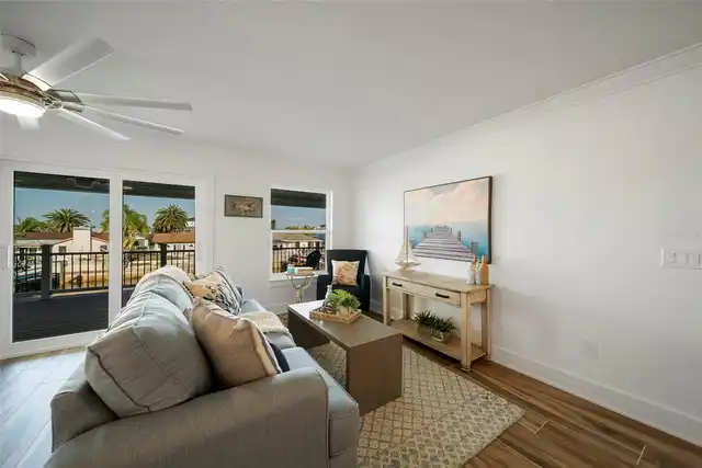 Listing Photo 11