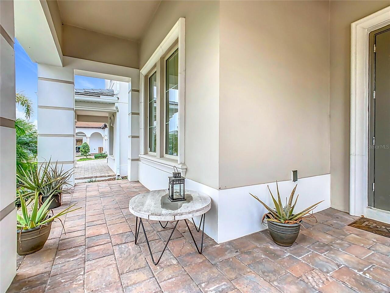 Listing Photo 8