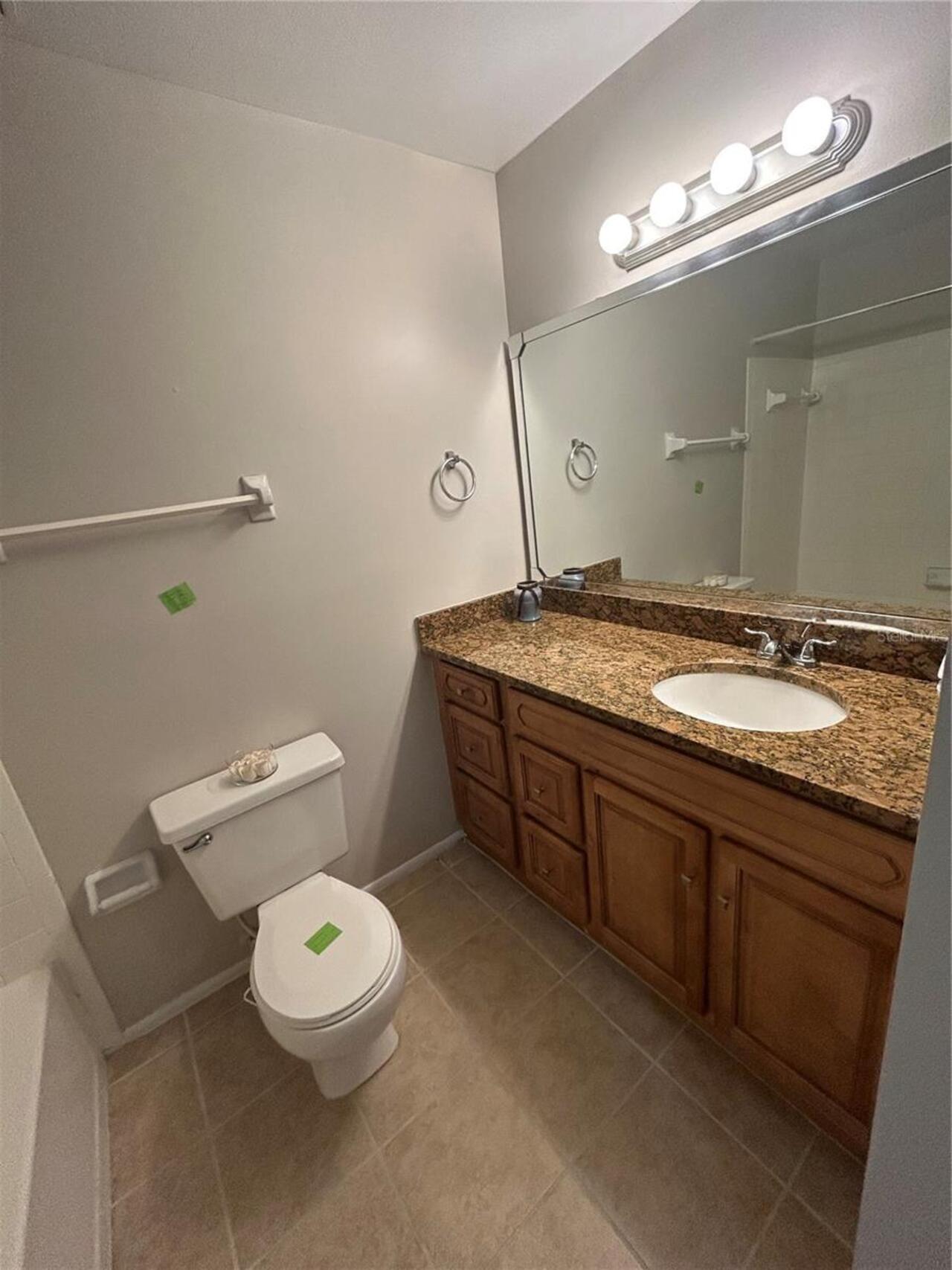 Listing Photo 11