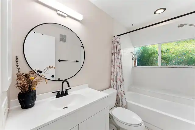 Listing Photo 34