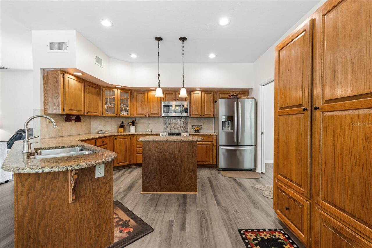 Listing Photo 15