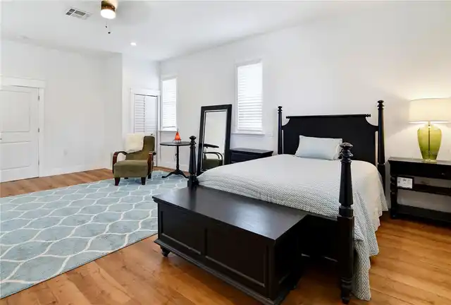 Listing Photo 38