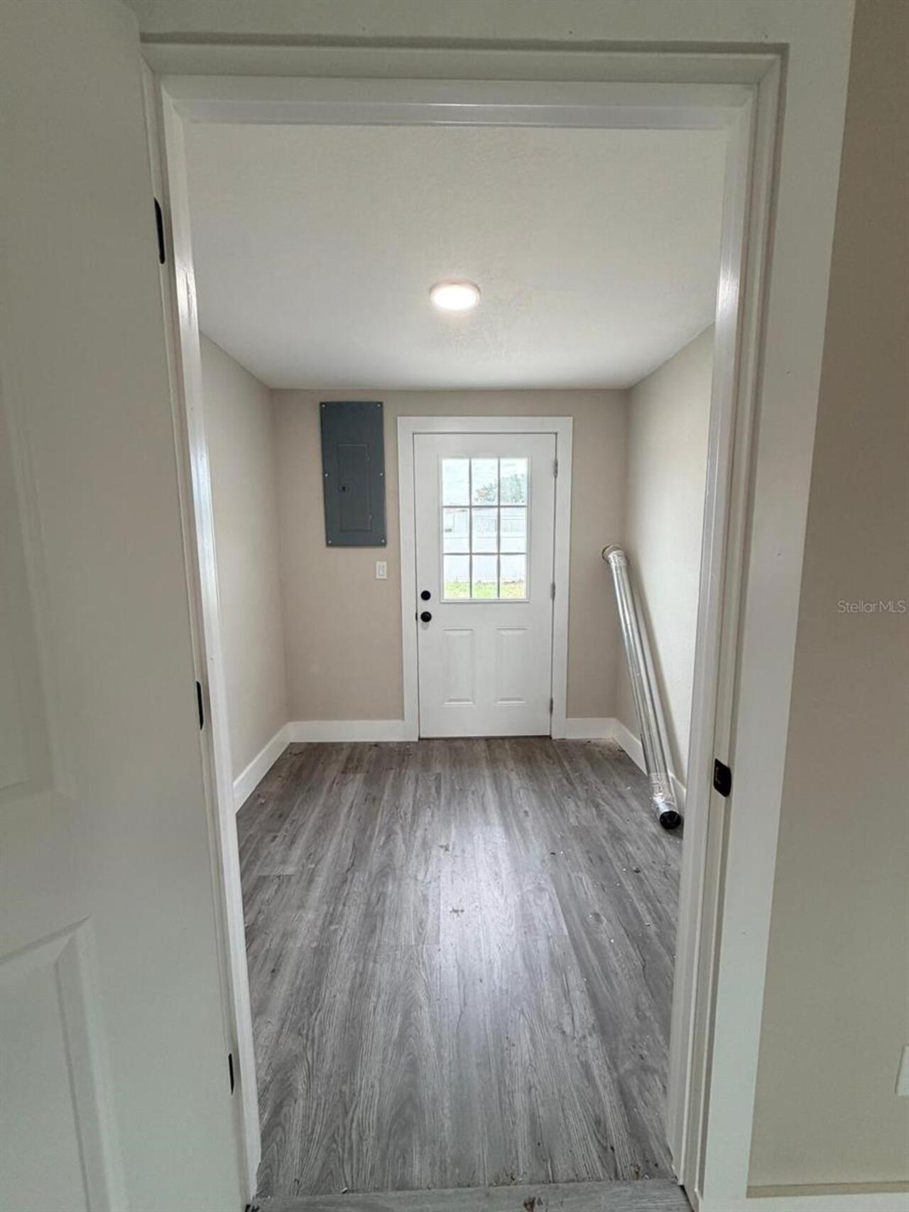 Listing Photo 8