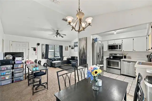 Listing Photo 10