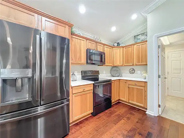 Listing Photo 19
