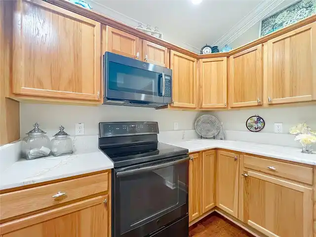 Listing Photo 20