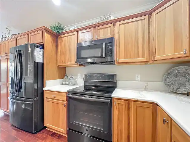 Listing Photo 21