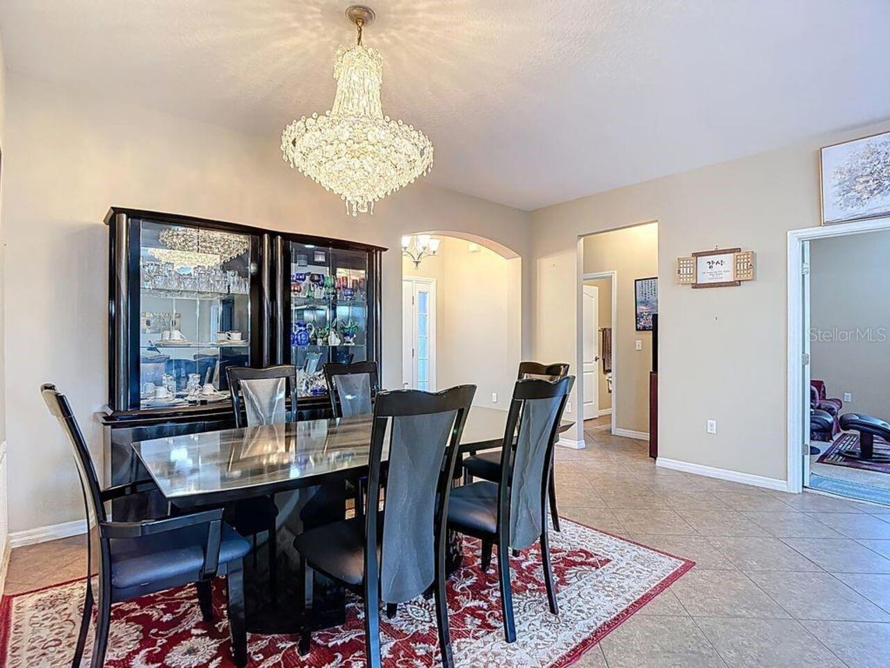 Listing Photo 10