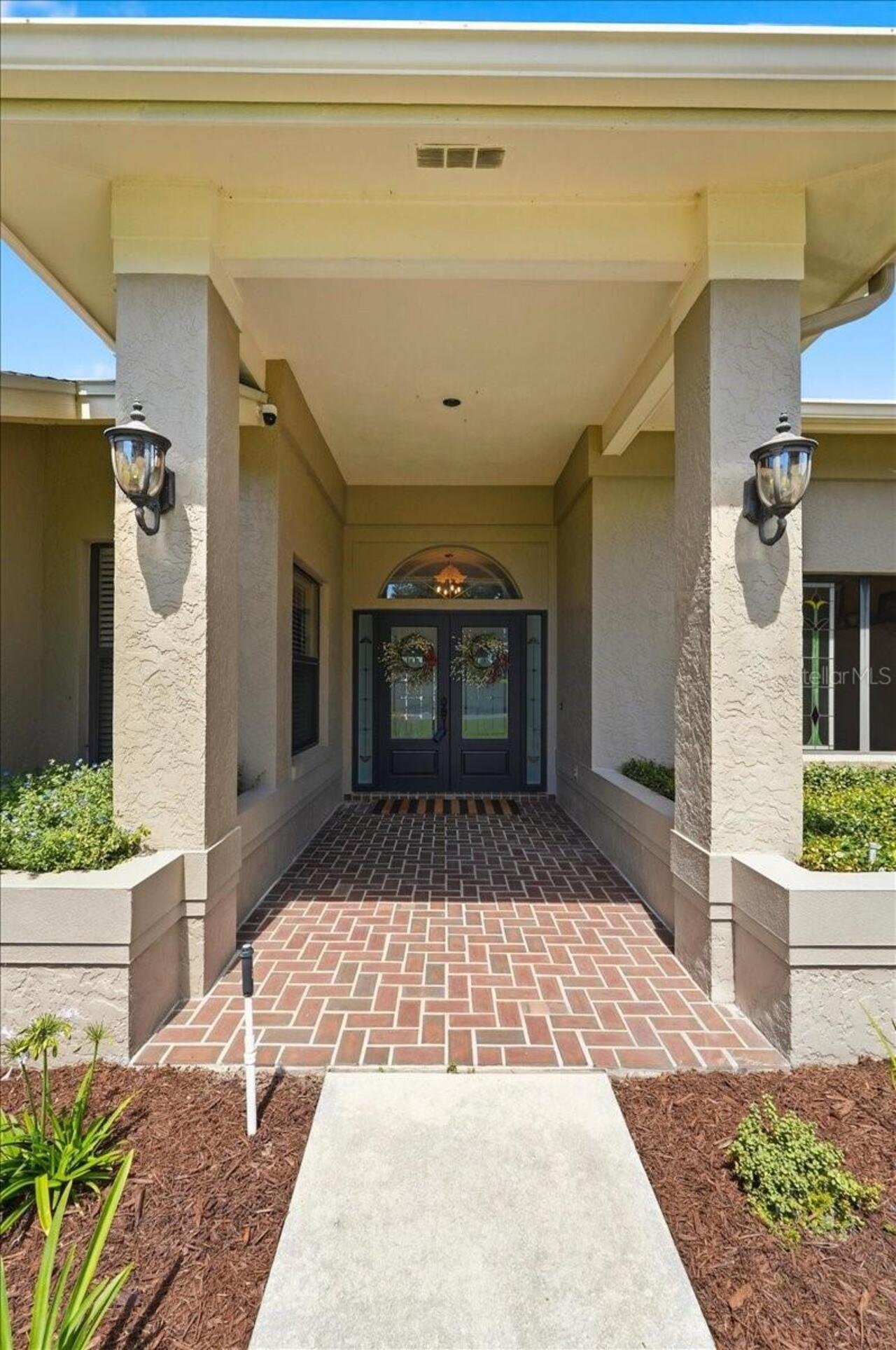 Listing Photo 8