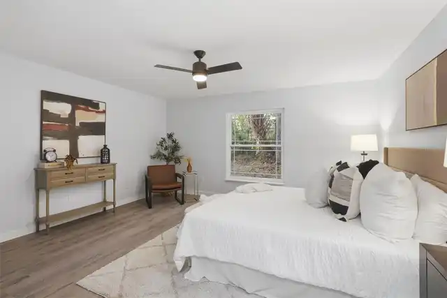 Listing Photo 13