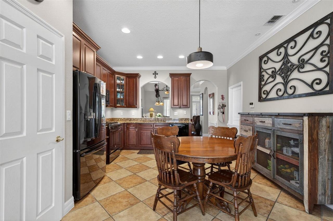 Listing Photo 15